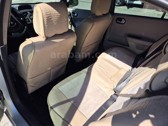 2009 OTOMATİK MEGANE 2 EXPRESSION 1.5 DCI