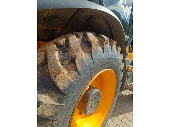 Sahibinden JCB temiz bakımlı