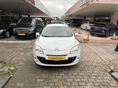 177 BİN KM 2011 MODEL MEGANE HATCBAK DİZEL MANUEL YETKILI BKM