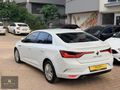 BAZ AUTODAN BOYASIZ HATASIZ 2019 RENAULT MEGANE 1.6 JOY