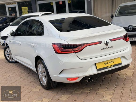 BAZ AUTODAN BOYASIZ HATASIZ 2019 RENAULT MEGANE 1.6 JOY