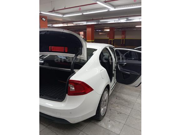 Sahibinden Volvo S60 1.6 D Advance 2012 Model