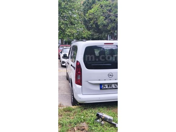 Sahibinden Opel Combo 1.5 CDTI Essential 2025 Model  9.260 km Beyaz