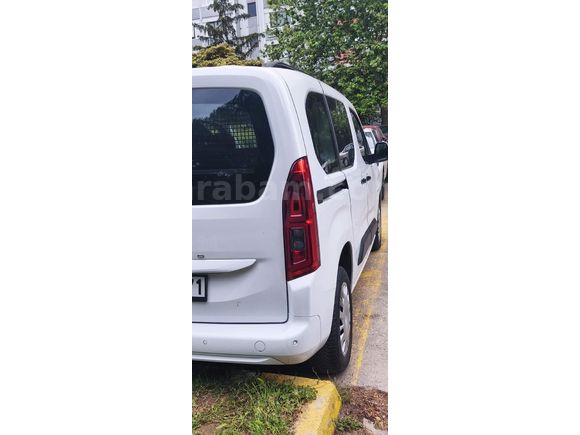 Sahibinden Opel Combo 1.5 CDTI Essential 2025 Model  9.260 km Beyaz