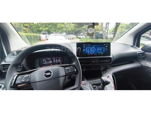Sahibinden Opel Combo 1.5 CDTI Essential 2025 Model  9.260 km Beyaz
