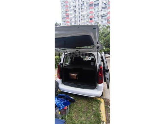 Sahibinden Opel Combo 1.5 CDTI Essential 2025 Model  9.260 km Beyaz