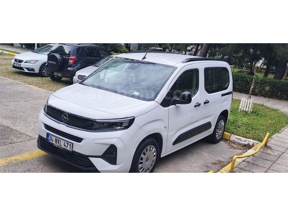 Sahibinden Opel Combo 1.5 CDTI Essential 2025 Model  9.260 km Beyaz