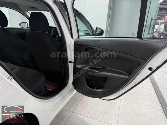 ** 2023 ÇIKIŞLI YETKİLİ SERVİS BAKIMLI DEĞİŞENSİZ**