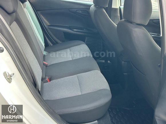 HARMAN'DAN_GENİŞ EKRAN+2022 EGEA EASY ÇELİK JANTLI_129.000 KM'DE