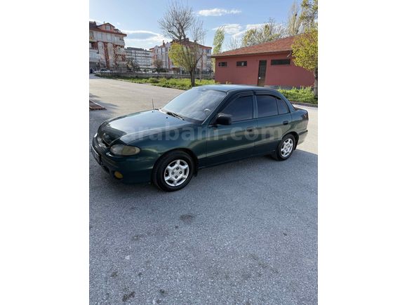 Otomatik vites klimalı Hyundai Accent 1.5 GLS 2000 Model 