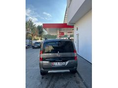 Sahibinden Fiat Fiorino Combi 1.3 Multijet Premio 2017 Model