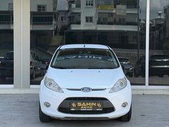 ŞAHİN AUTO 2012 FORD FİESTA 1.4 TİTANYUM OTOMATİK FULL