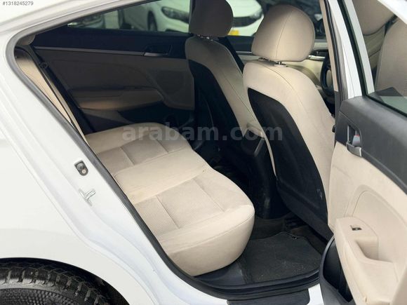 CANDOST AUTO'DAN HATASIZ BOYASIZ TRAMERSİZ ELENTRA