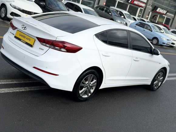 CANDOST AUTO'DAN HATASIZ BOYASIZ TRAMERSİZ ELENTRA