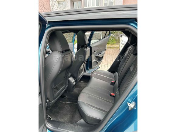 Sahibinden Peugeot 2008 1.2 PureTech GT 2024 Model 