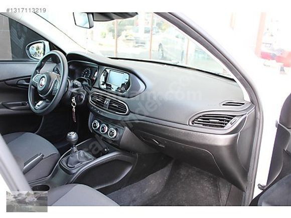 UCA81'DEN 2024 FİAT EGEA 1.4 FİRE EASY GSR KK 12 TAKSİT