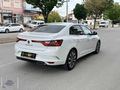 İLK EL HATASIZ 2021 MAKYAJLI 1.5 DCI EDC ICON DÜŞÜK KM