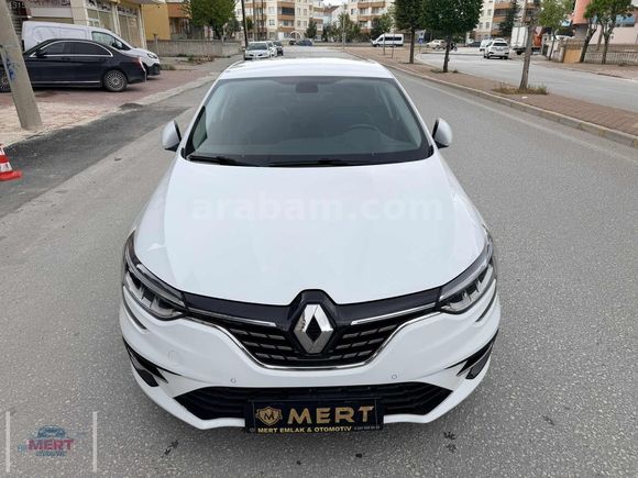 İLK EL HATASIZ 2021 MAKYAJLI 1.5 DCI EDC ICON DÜŞÜK KM