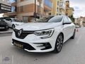 İLK EL HATASIZ 2021 MAKYAJLI 1.5 DCI EDC ICON DÜŞÜK KM