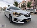 İLK EL HATASIZ 2021 MAKYAJLI 1.5 DCI EDC ICON DÜŞÜK KM