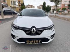 İLK EL HATASIZ 2021 MAKYAJLI 1.5 DCI EDC ICON DÜŞÜK KM
