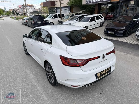 İLK EL HATASIZ 2021 MAKYAJLI 1.5 DCI EDC ICON DÜŞÜK KM