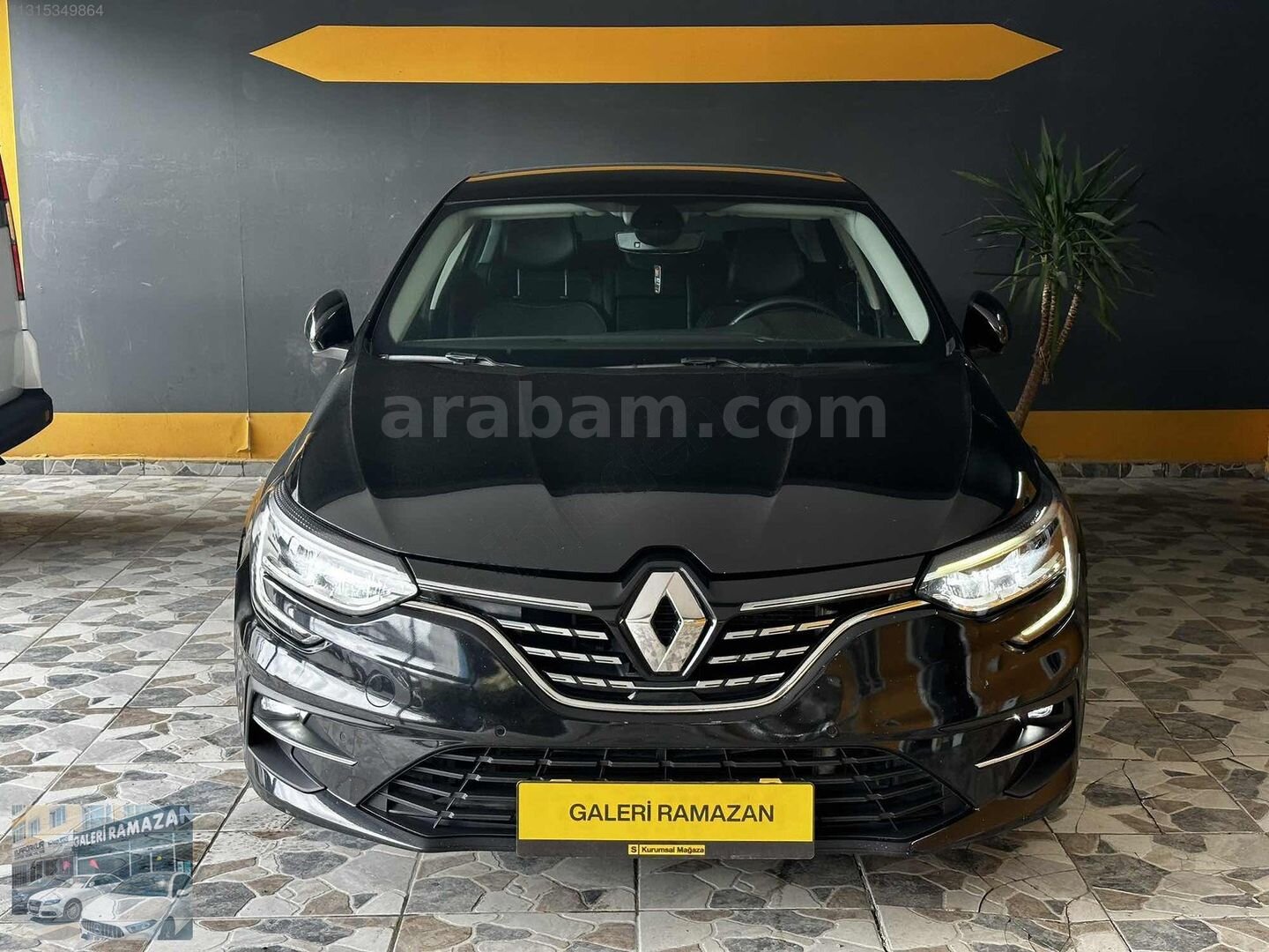 Galeriden Renault Megane 1.5 Blue DCI Icon 2022 Model İstanbul 127.000 km Siyah 4