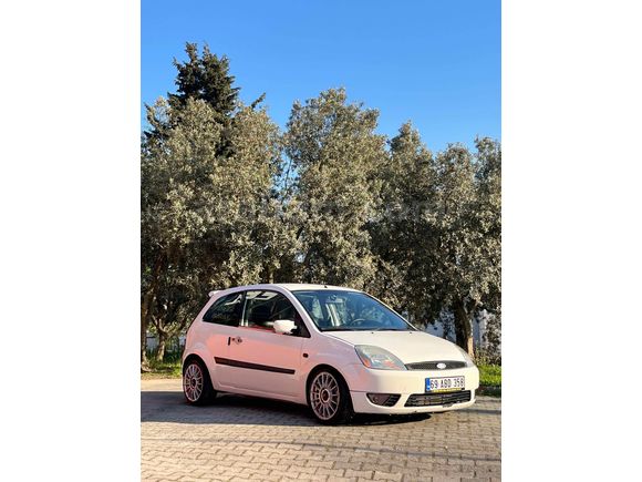Sahibinden Ford Fiesta 1.4 TDCi Sport 2005 Model 