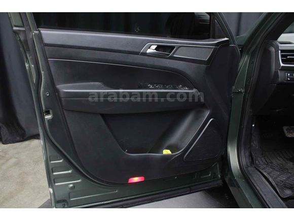 2023 MUSSO GRAND 4x4 PLATINUM PLUS