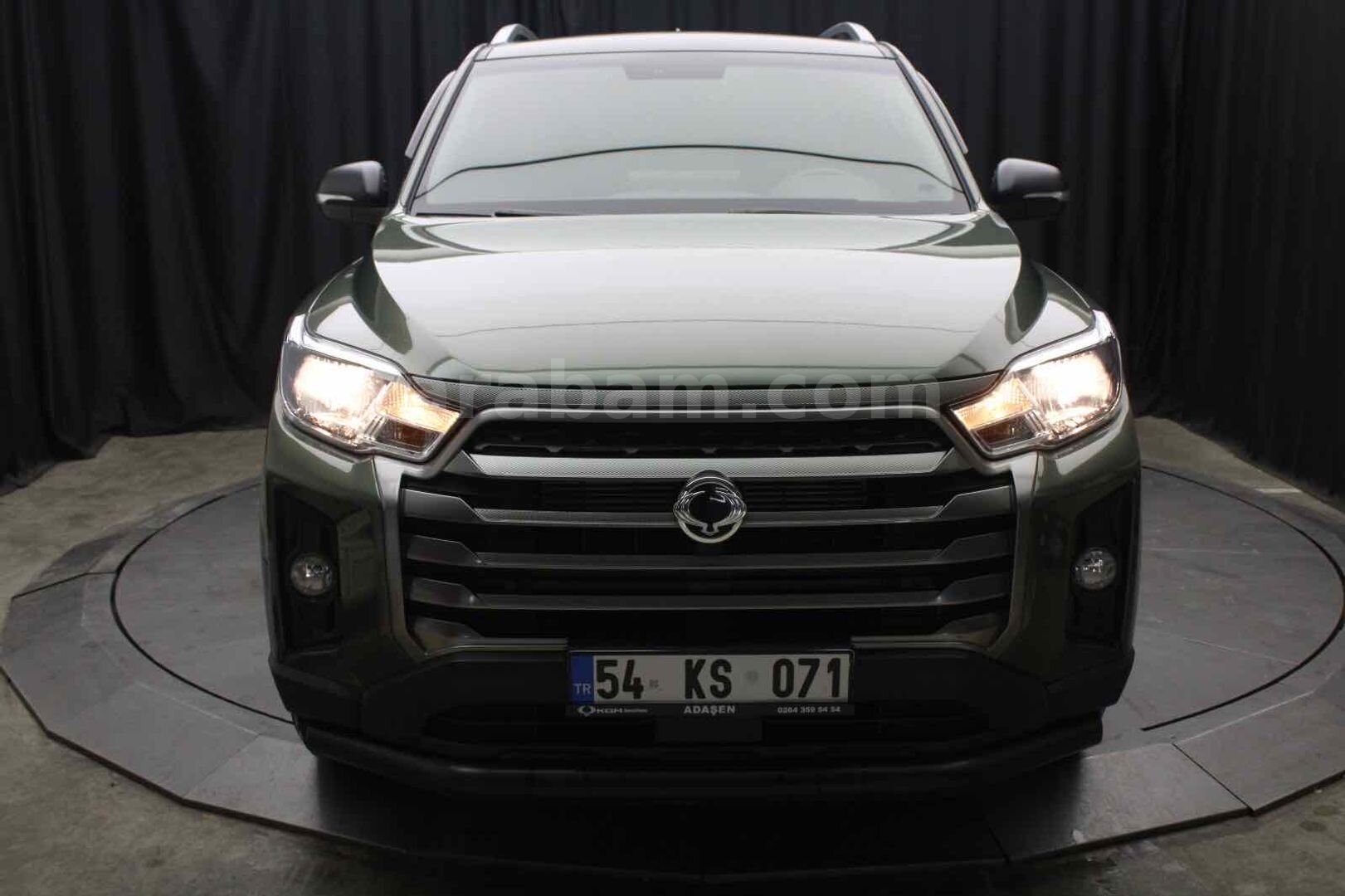 Galeriden KGM SsangYong Musso Grand 2.2 D Platinum Plus 2023 Model Sakarya 74.000 km Yeşil 4
