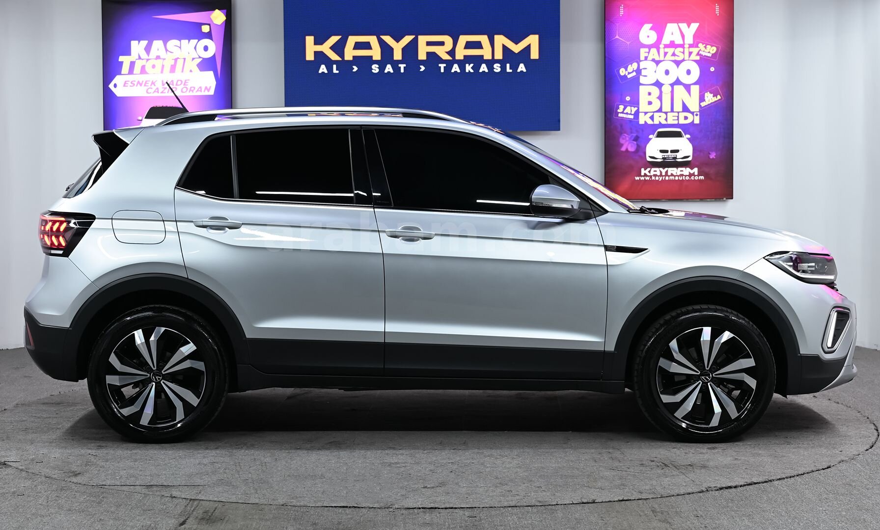 Galeriden Volkswagen T-Cross 1.0 TSI Style 2025 Model İstanbul 18.000 km Gri 3