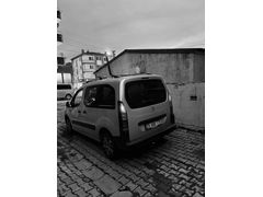 Sahibinden Peugeot Partner 1.6 HDI Active 2012 Model 