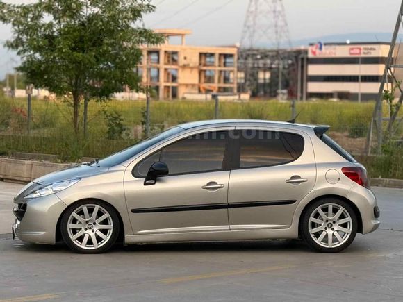 Sahibinden Peugeot 207 1.4 HDi Trendy 2007 Model 