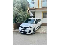 Sahibinden Peugeot Partner 1.5 BlueHDI Comfort 2023 Model 