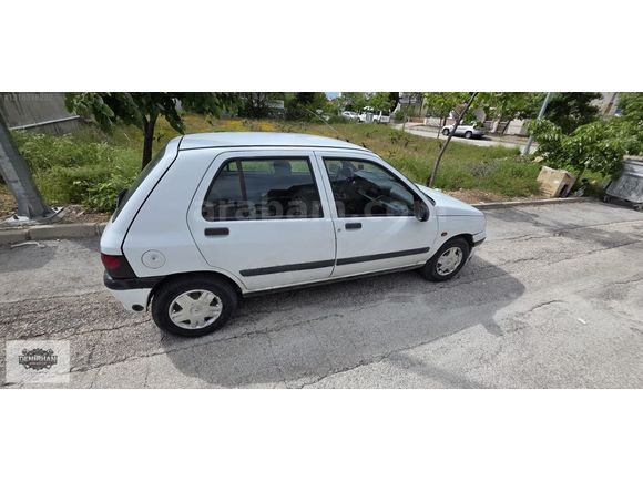 MOTOSİKLET PARASİNA TEMİZ AİLE ARAC 1998 MODEL CLİO