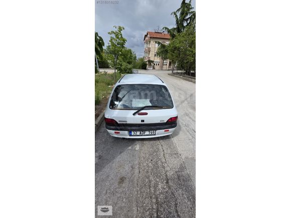 MOTOSİKLET PARASİNA TEMİZ AİLE ARAC 1998 MODEL CLİO
