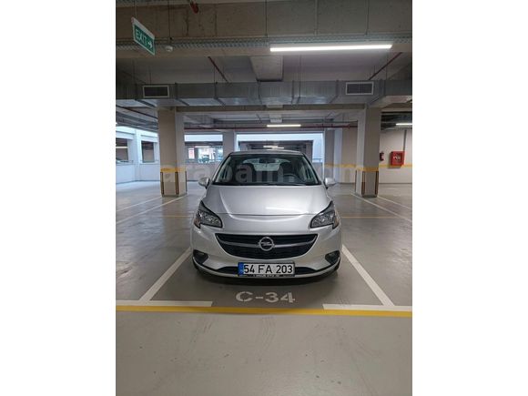 İlk sahibi öğretmenden .Opel Corsa 1.4 essentia 2015 Model İstanbul 128.500 km Gri