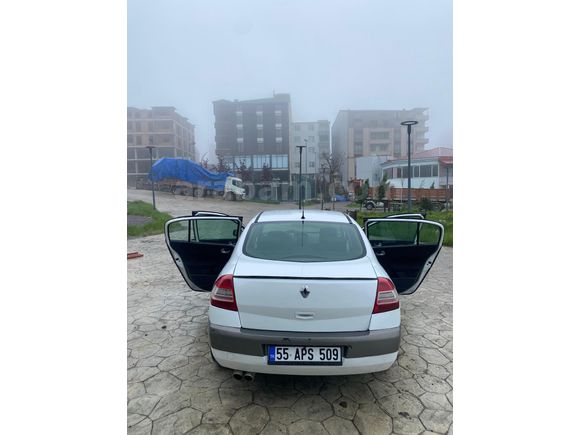 Sahibinden Renault Megane 1.6 Authentique 2009 Model