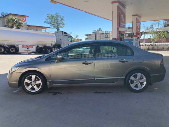Sahibinden Honda Civic 1.6i VTEC Elegance 2008 Model 