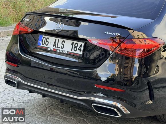 Bom Auto'2024 20.000KM AMG HASAR KAYITSIZ 19 JANT SİYAH/TABA..!!