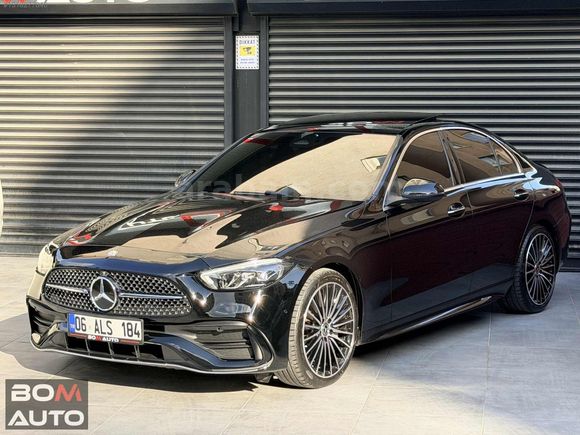Bom Auto'2024 20.000KM AMG HASAR KAYITSIZ 19 JANT SİYAH/TABA..!!