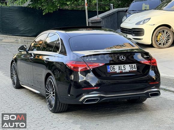 Bom Auto'2024 20.000KM AMG HASAR KAYITSIZ 19 JANT SİYAH/TABA..!!