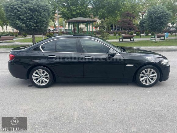 MUTLUDAN BOYASIZ HATASIZ BMW 520d PREMİUM