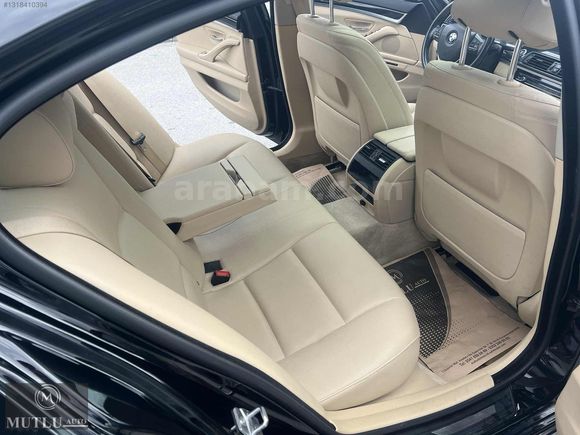MUTLUDAN BOYASIZ HATASIZ BMW 520d PREMİUM