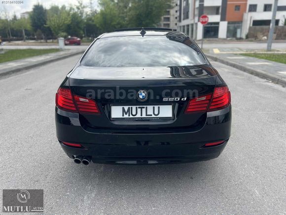 MUTLUDAN BOYASIZ HATASIZ BMW 520d PREMİUM