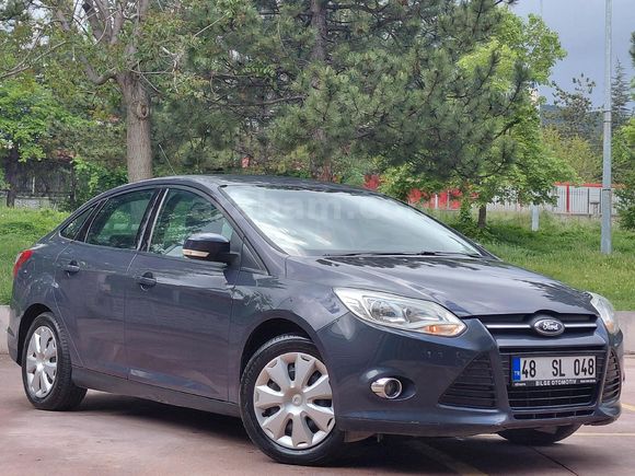 SADECE 77.000KM // HATASIZ 2012 FOCUS III 1.6 Tİ-VCT 125HP //