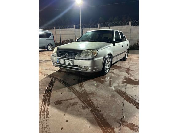 Sahibinden Hyundai Accent 1.3 Admire 2005 Model 