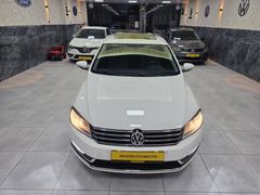2013 MODEL PASAT 1.6 TDİ DSG CAM TAVAN HATASIZ AYARINDA
