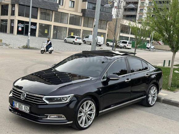 HATASIZ DEĞİŞENSİZ CAM TAVAN PASSAT
