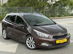 2013 MODEL CAM TAVANLI HATASIZ 1.6 DİZEL KİA CEED 196 BİN KM